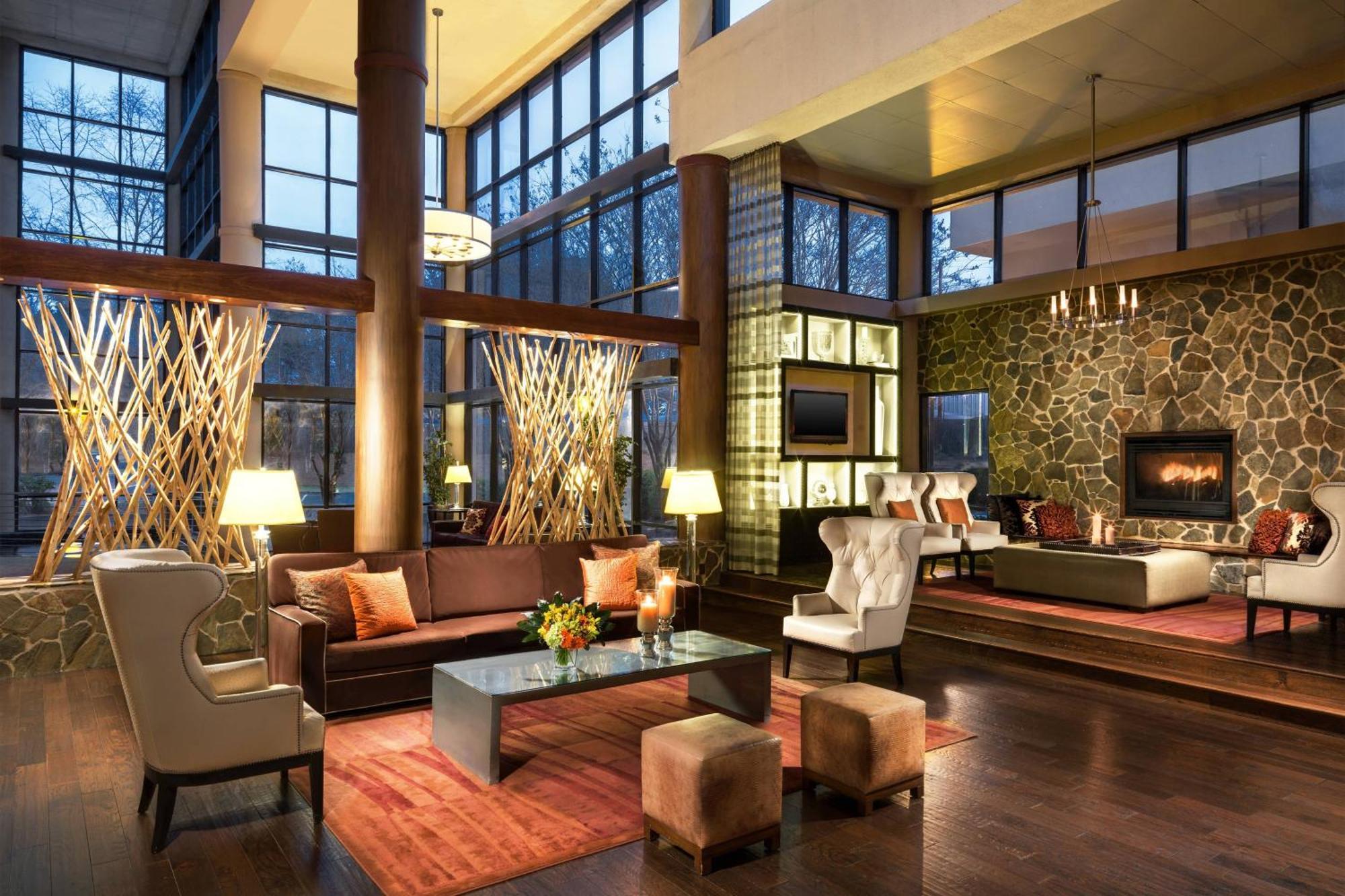 Hotel Sheraton Airport 4*